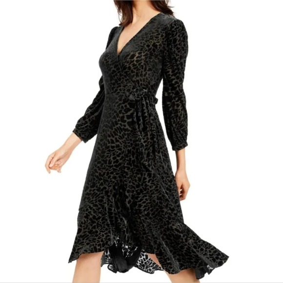 Calvin‎ Klein BLACK Burn Out Velvet Fit & Flare Surplice Dress size 4 New! - Picture 2 of 11